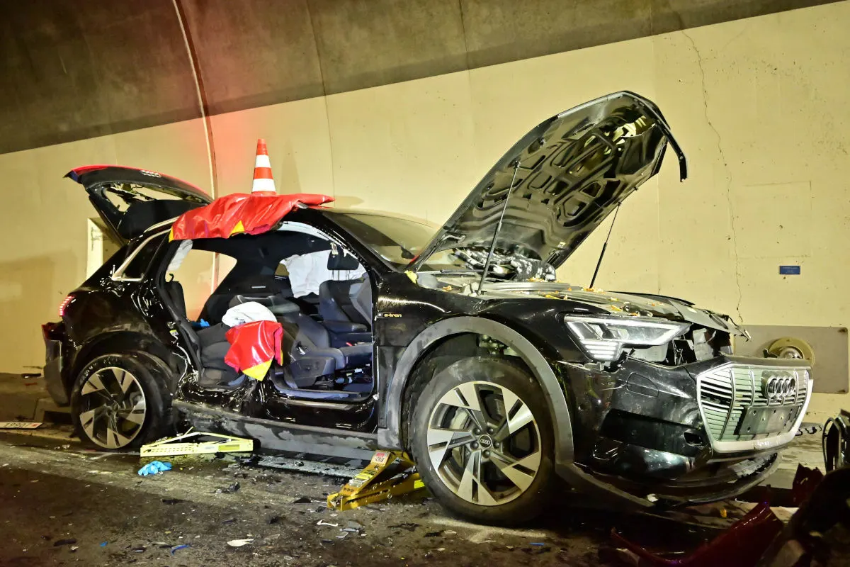 A15 Eschenbach SG – Erneuter Unfall mit fünf Verletzten im Balmenraintunnel