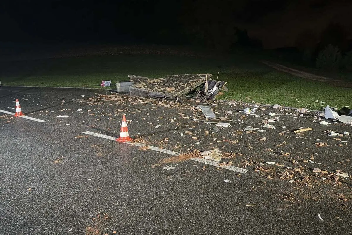 Unfall in Brittnau AG – Betrunkener demoliert Bushaltestelle