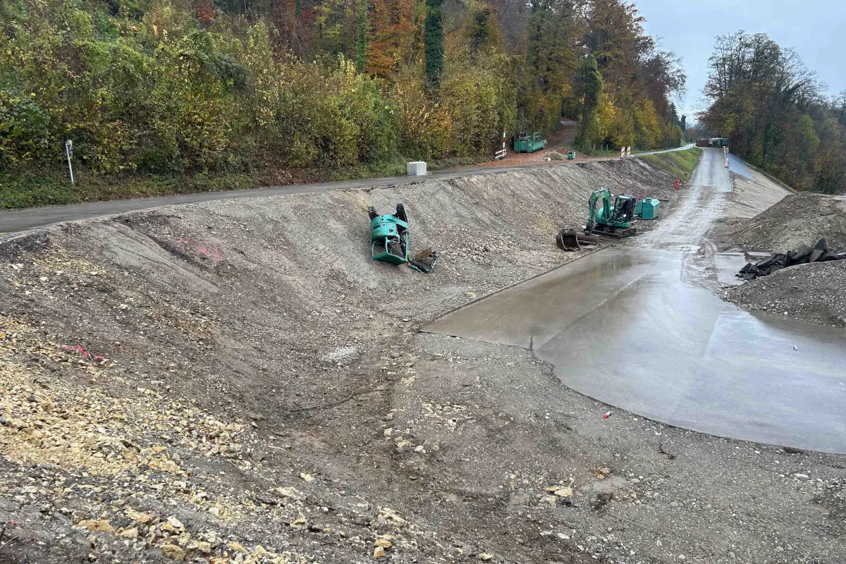 Auenstein AG – Vandalen verursachen Schaden auf Baustelle