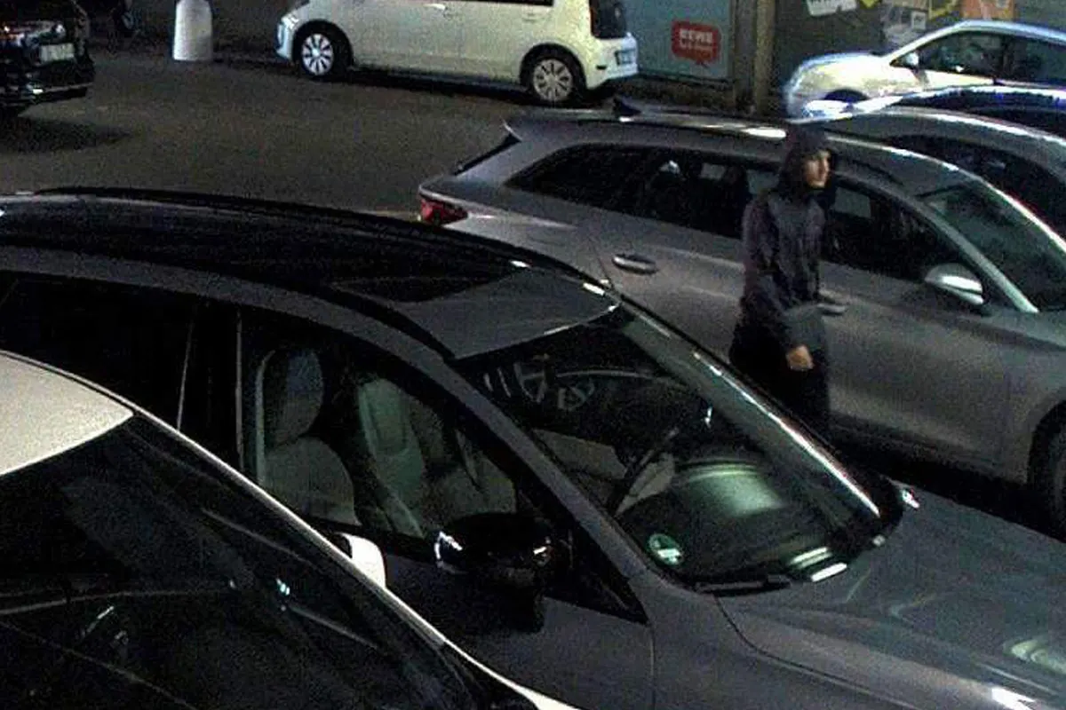 Eltville am Rhein HE – Mann attackiert Autofahrerin mit Schraubenzieher – Zeugenaufruf