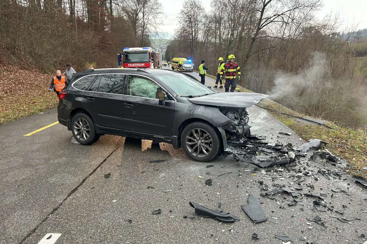 Schupfart AG – Drei Verletzte nach schwerem Unfall 