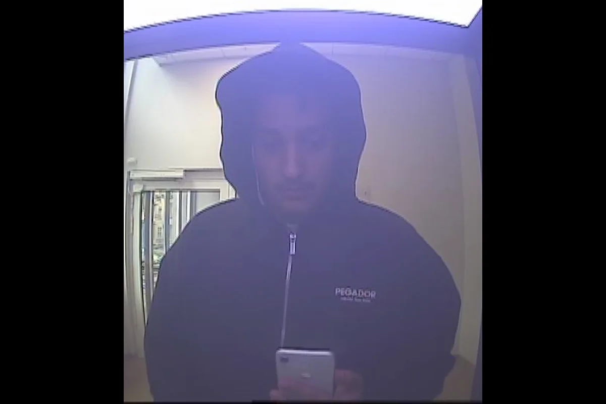 Berlin – Update: Neue Fotos zur Fahndung nach Trickbetrüger
