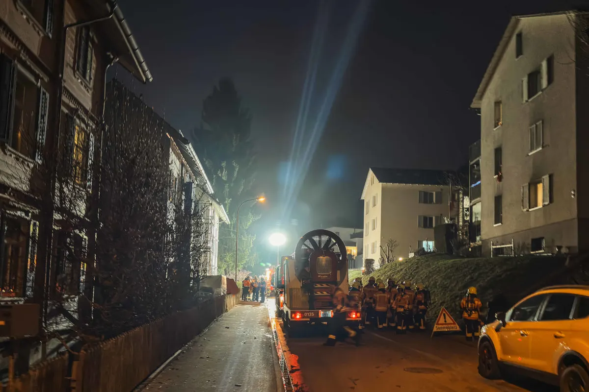 St.Gallen – Grossaufgebot wegen Balkonbrand