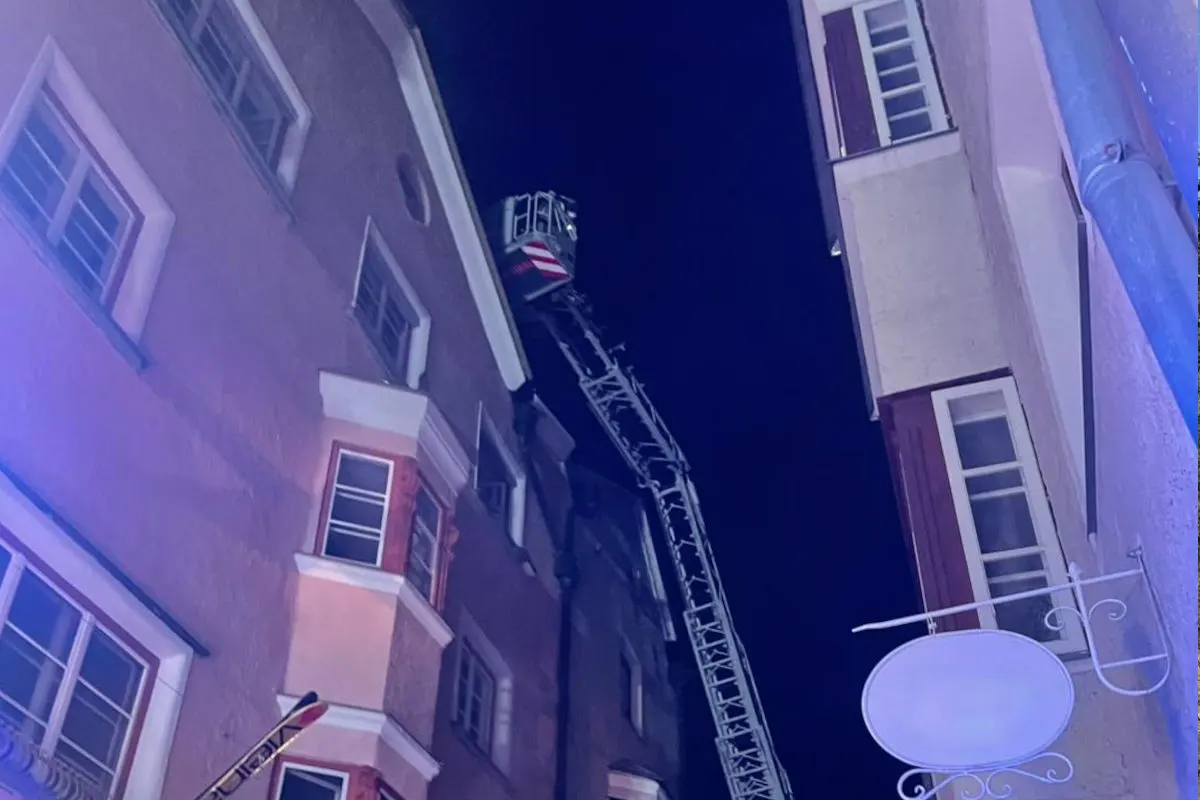 Hall in Tirol – Technischer Defekt löst Brand in Wohnung aus