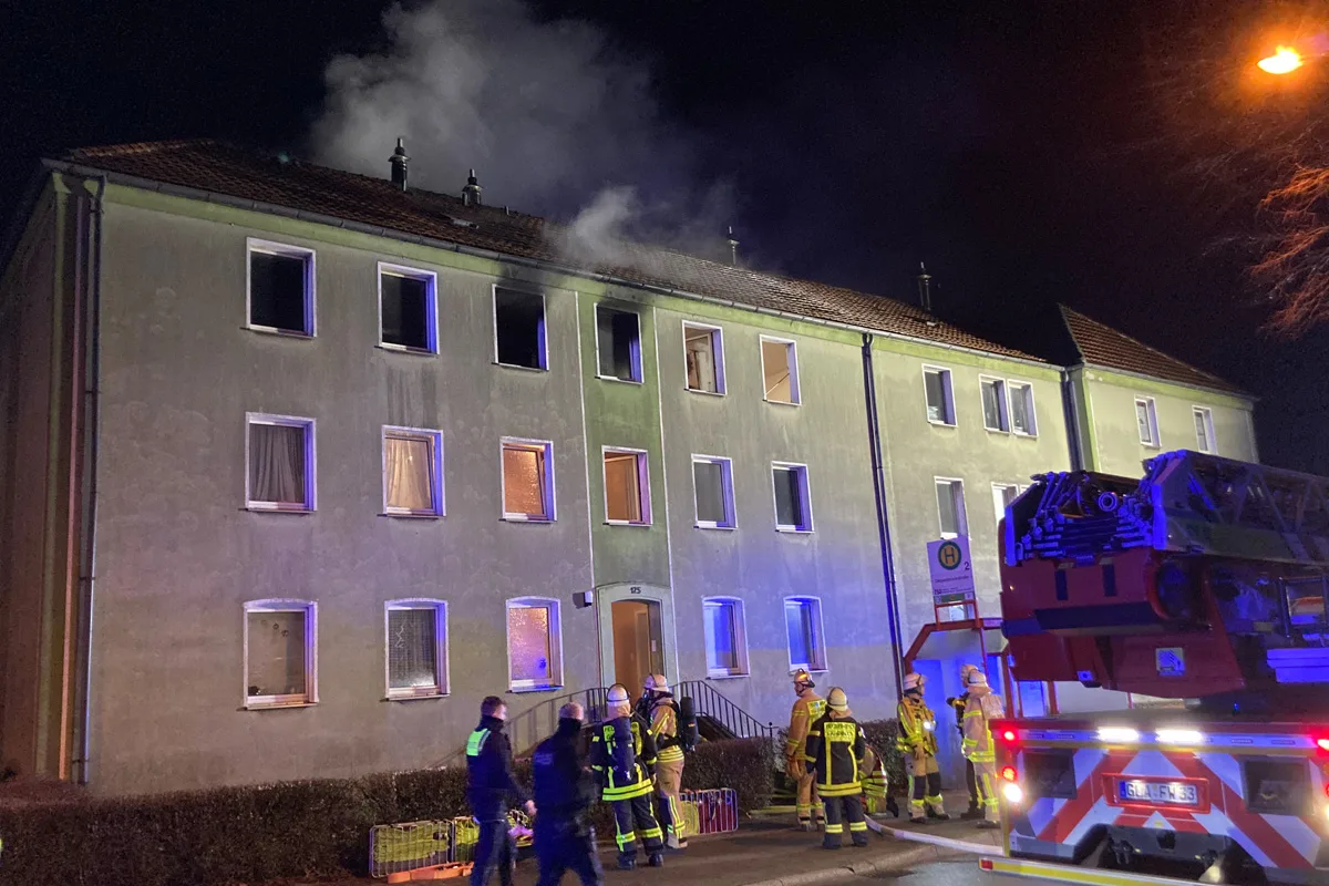 Gladbeck – Zwei Bewohner bei Wohnungsbrand gerettet