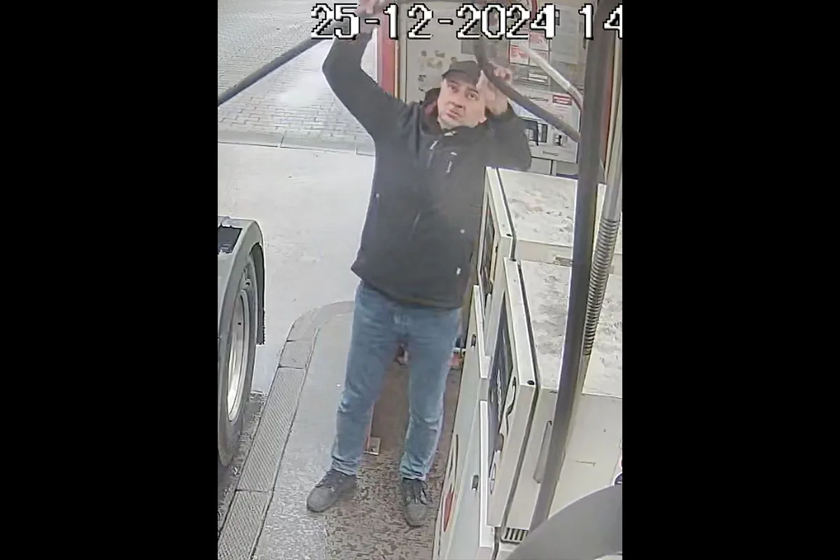Krefeld / Duisburg – Fahndung nach Diebstahl einer Tankkarte