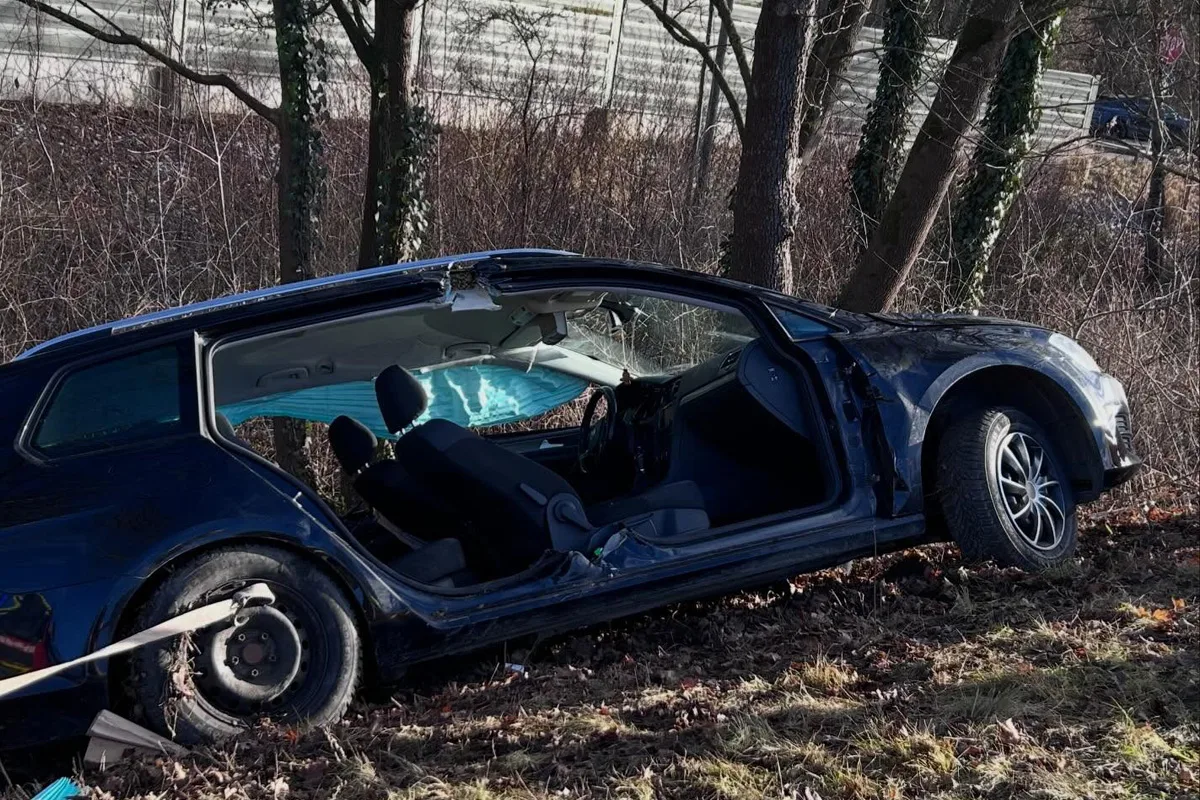 Lappersdorf – Polizist nach Unfall  von drei Pkw schwer verletzt