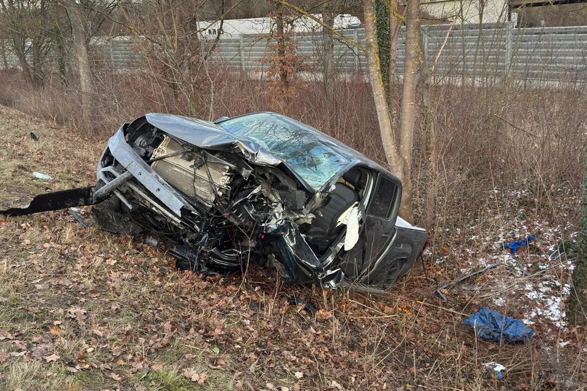Lappersdorf – Polizist nach Unfall  von drei Pkw schwer verletzt