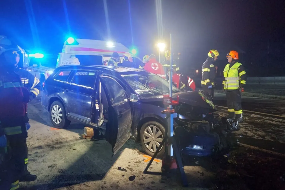 Gmunden – Vier Verletzte bei Unfall mit Polizeiauto