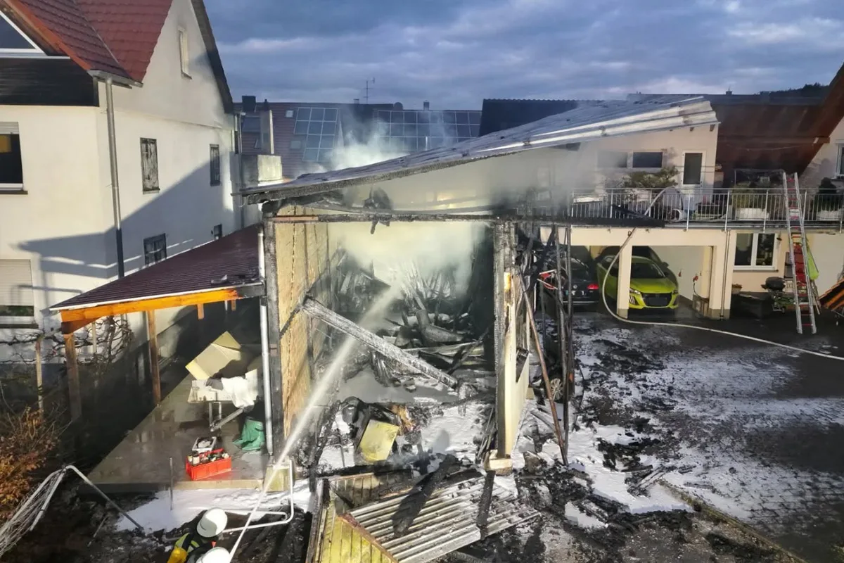 Steißlingen – Großeinsatz nach Brand eines Schuppen