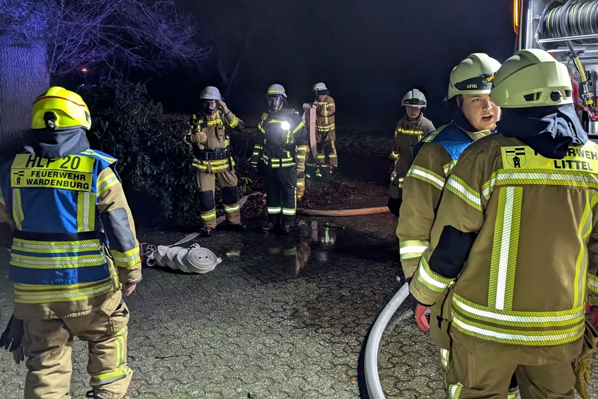 Landkreis Oldenburg – Hund warnt vor Zimmerbrand