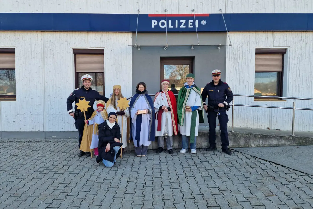 Burgenland – Heilige Drei Könige zu Besuch bei der Polizei