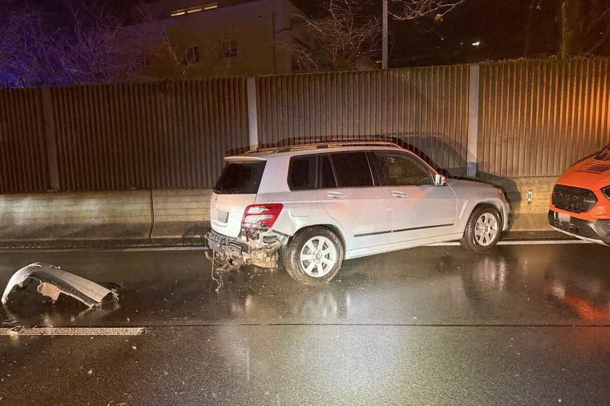 Döttingen AG – Unfall im Feierabendverkehr sorgt für Stau