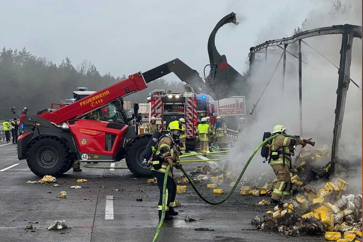 A2 Helmstedt – Sechsstündiger Einsatz durch Brand von Lkw