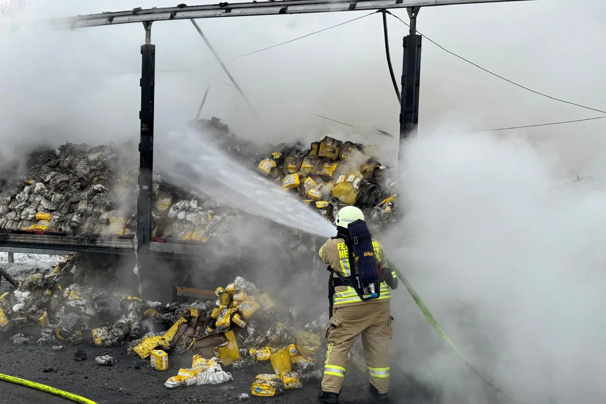 A2 Helmstedt – Sechsstündiger Einsatz durch Brand von Lkw