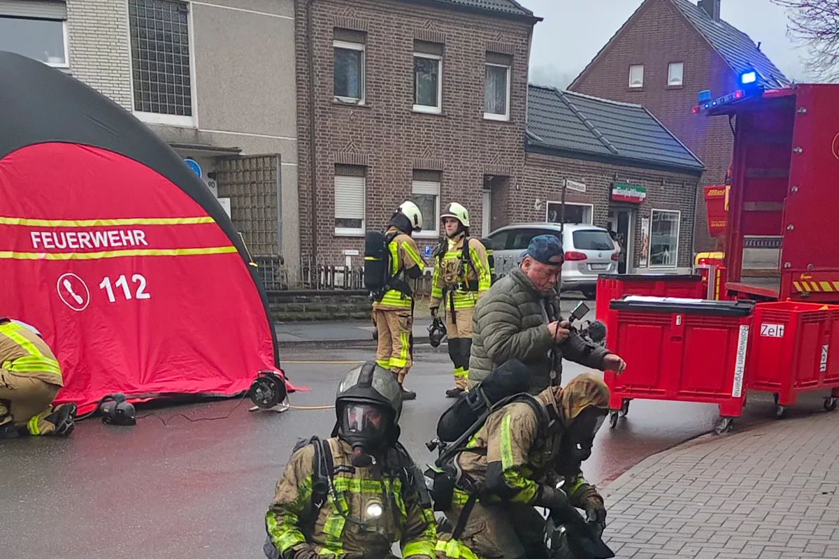 Grevenbroich – Ein Verletzter nach Brand in Tiefgarage