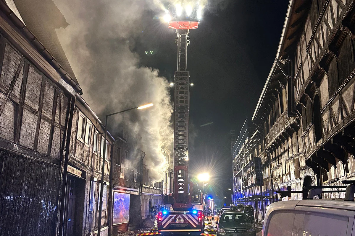Helmstedt – Fünf Personen bei Großbrand gerettet