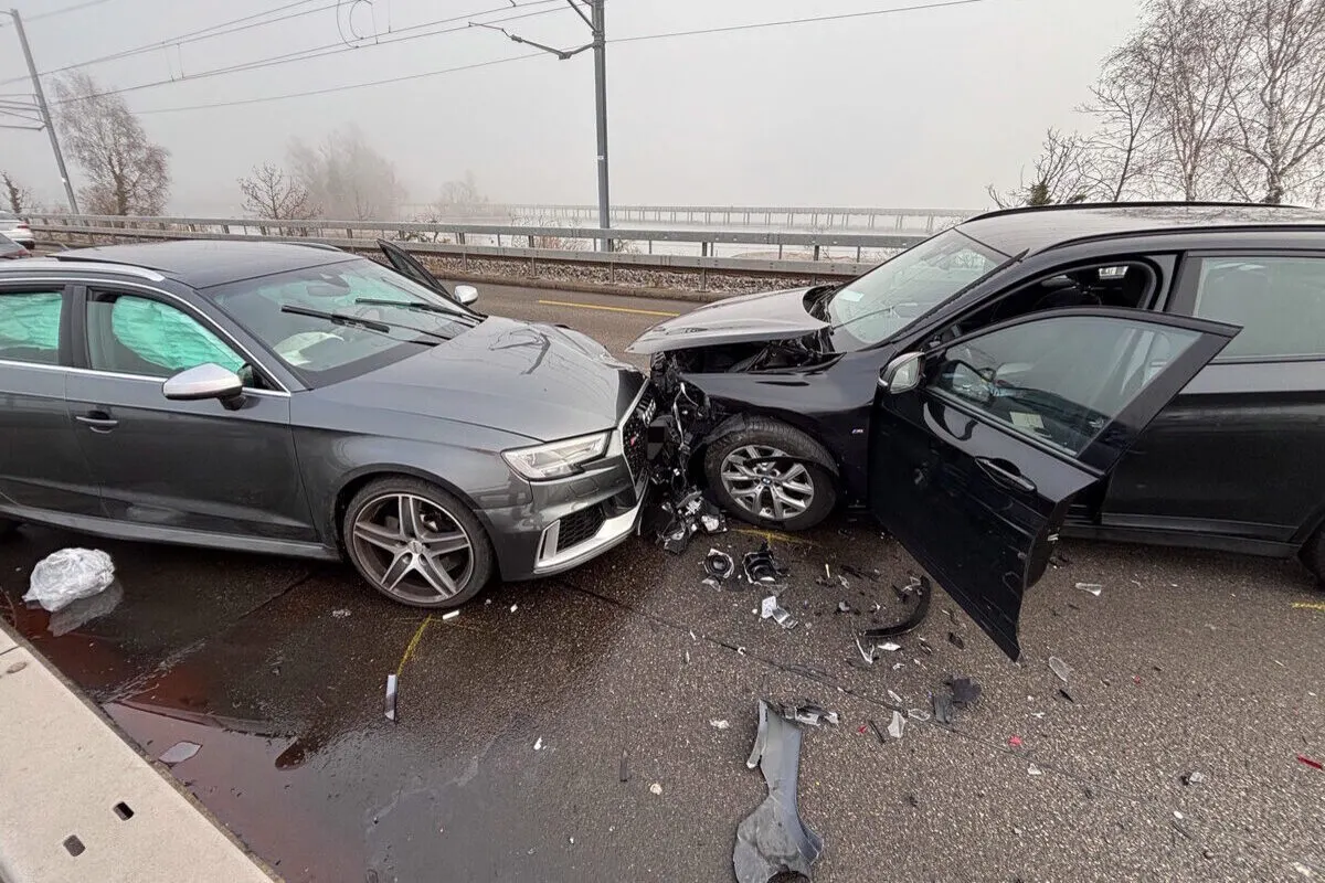 Rapperswil-Jona SG – Unfall mit drei Autos