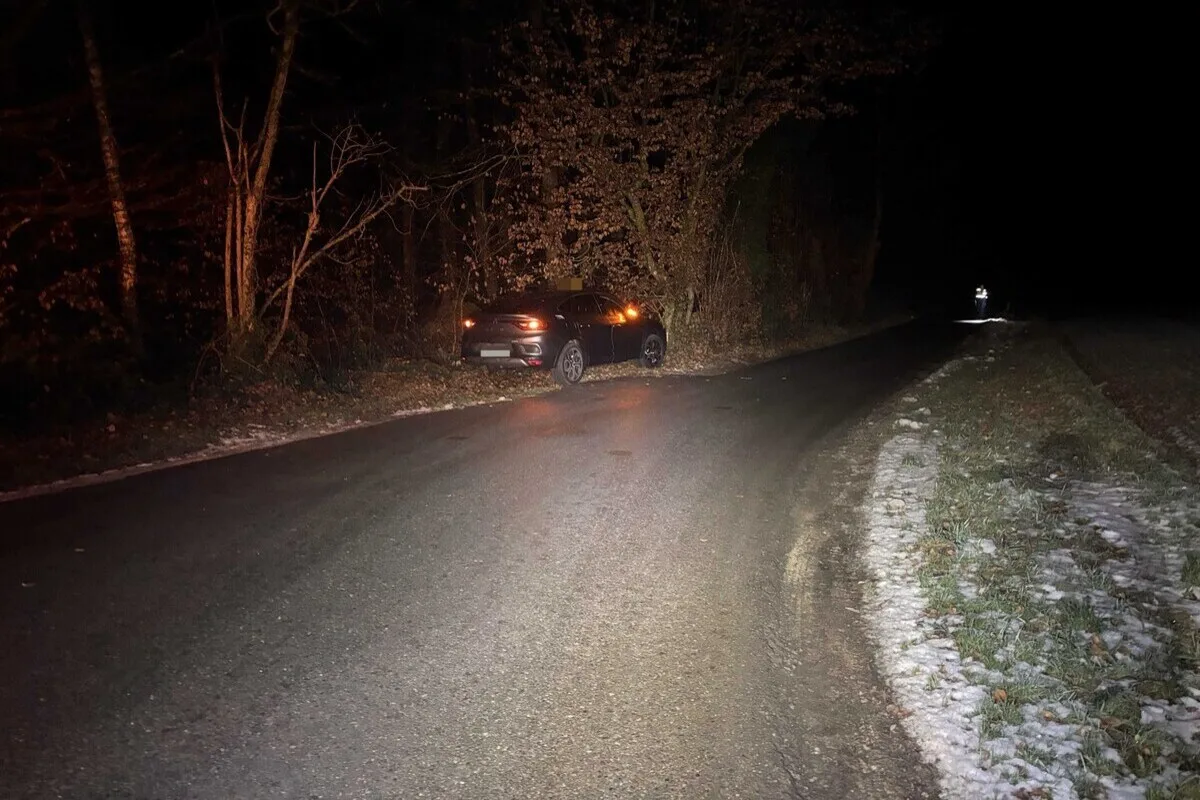 Widen AG – Auf glatter Strasse verunfallt