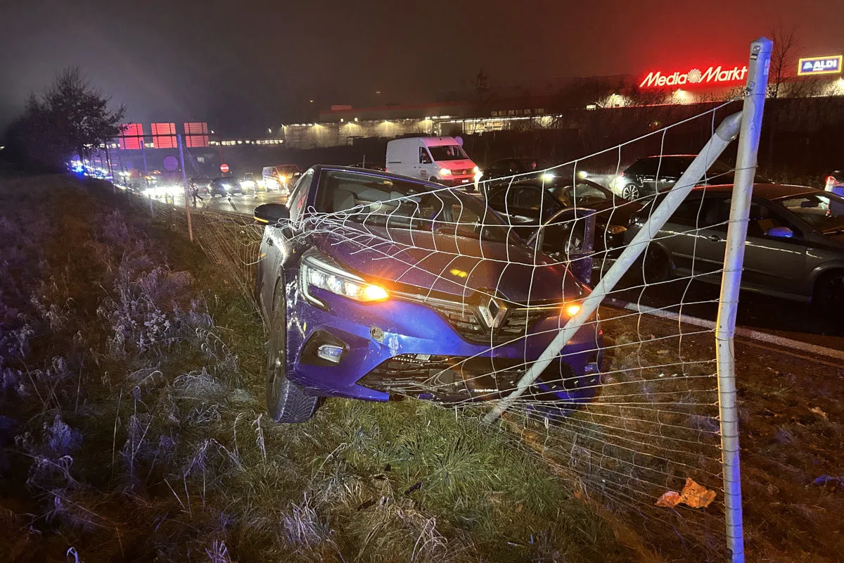 Unfall in Oftringen AG – Auto fährt ungebremst in Kolonne auf A1