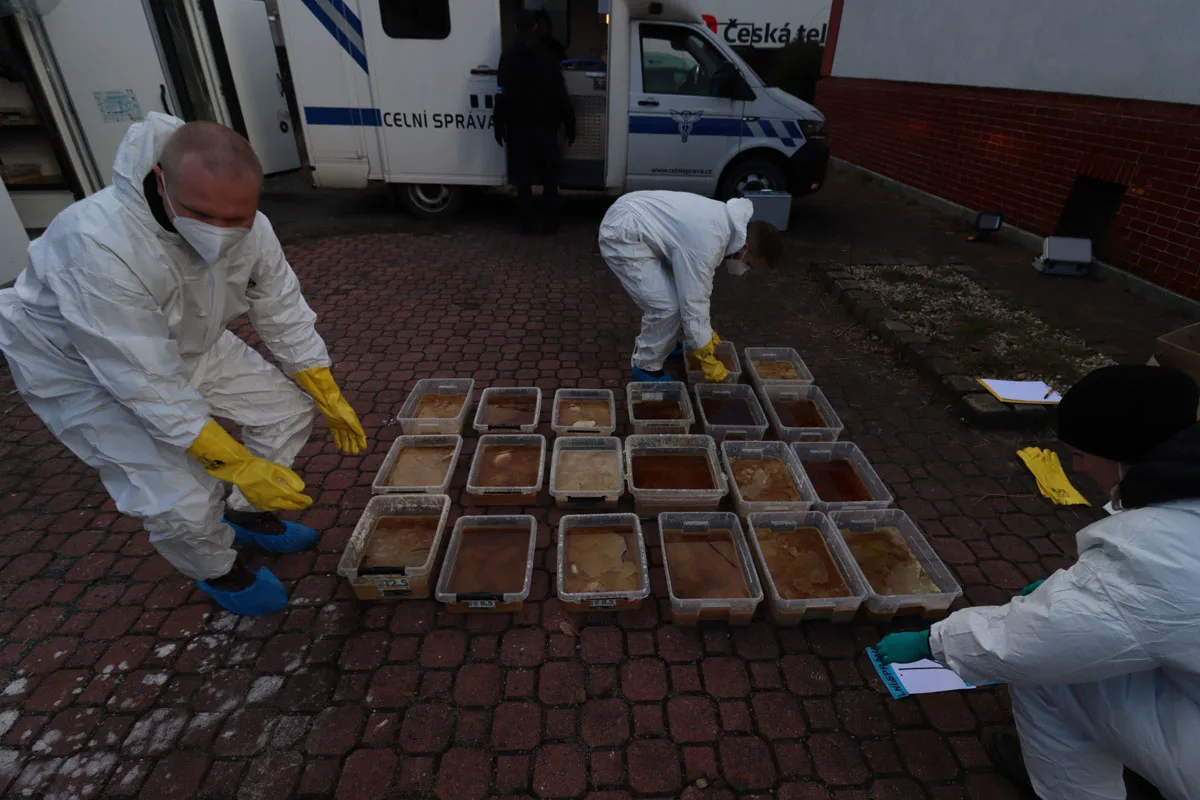 Europol zerschlägt 24 Drogenlabore bei größtem Einsatz