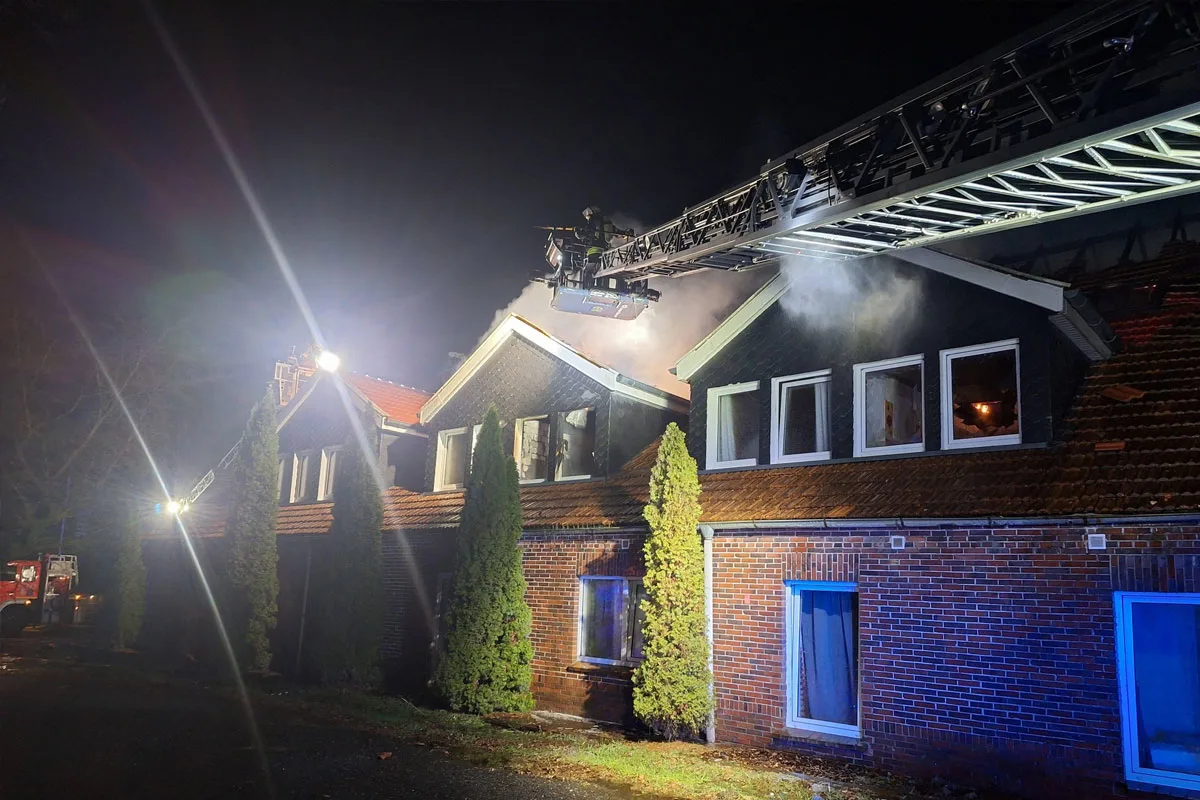 Apen – Großbrand zerstört beliebtes Biker-Hotel