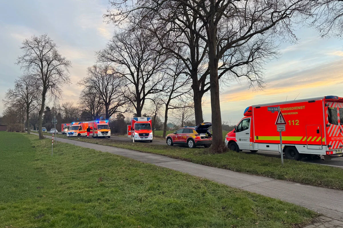 Tönisvorst – 13 teils schwer Verletzte nach Unfall von Linienbus