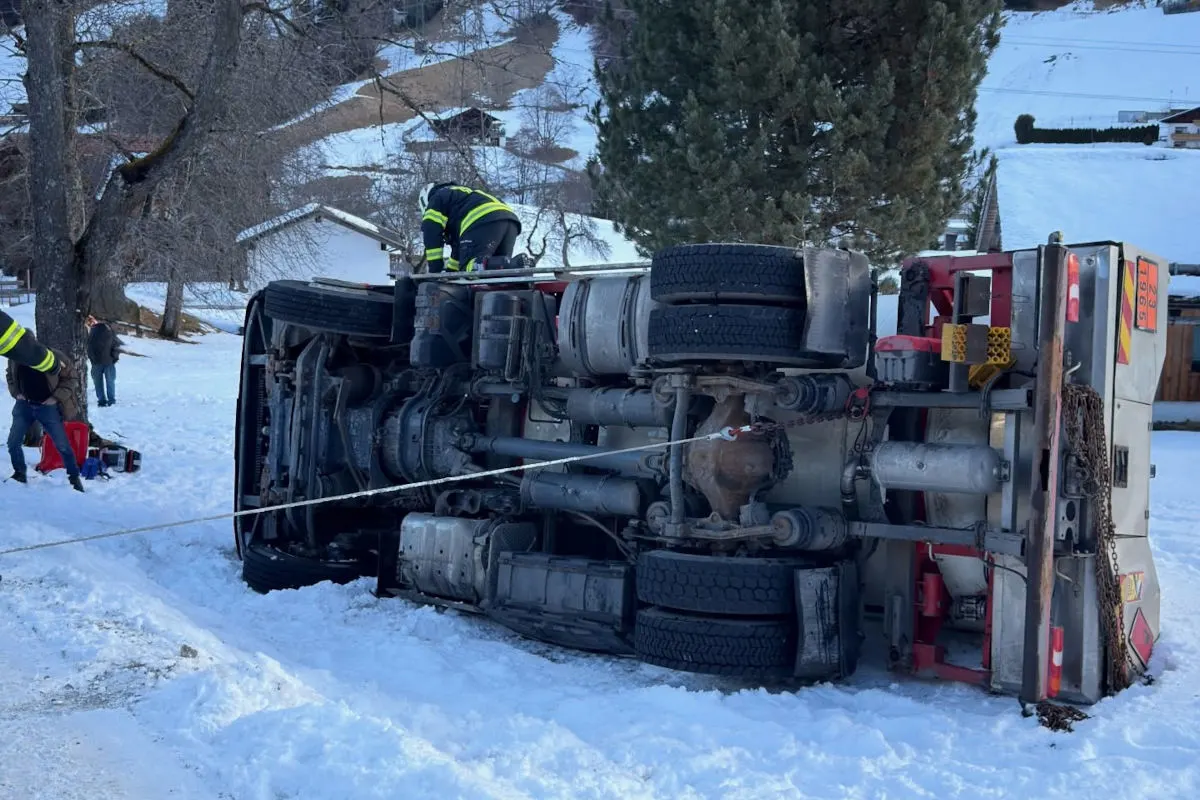 Gaschurn – Evakuierung nach Unfall mit Gas-Lastwagen