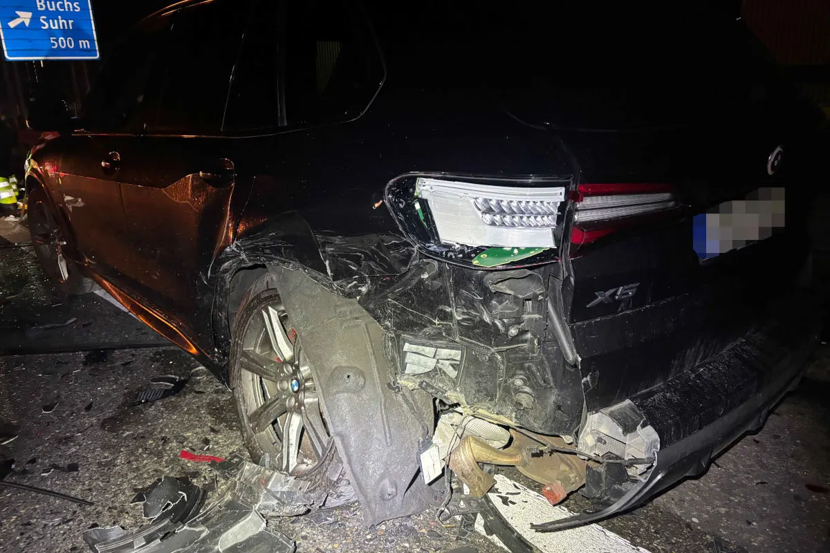 Suhr AG – Unfall nach Blechschaden fordert zwei Verletzte
