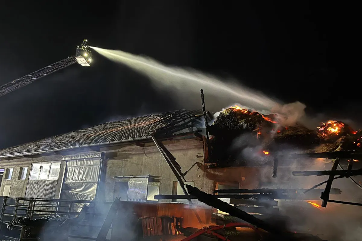 Haag am Hausruck – Umgestoßene Wärmelampe löste Brand aus