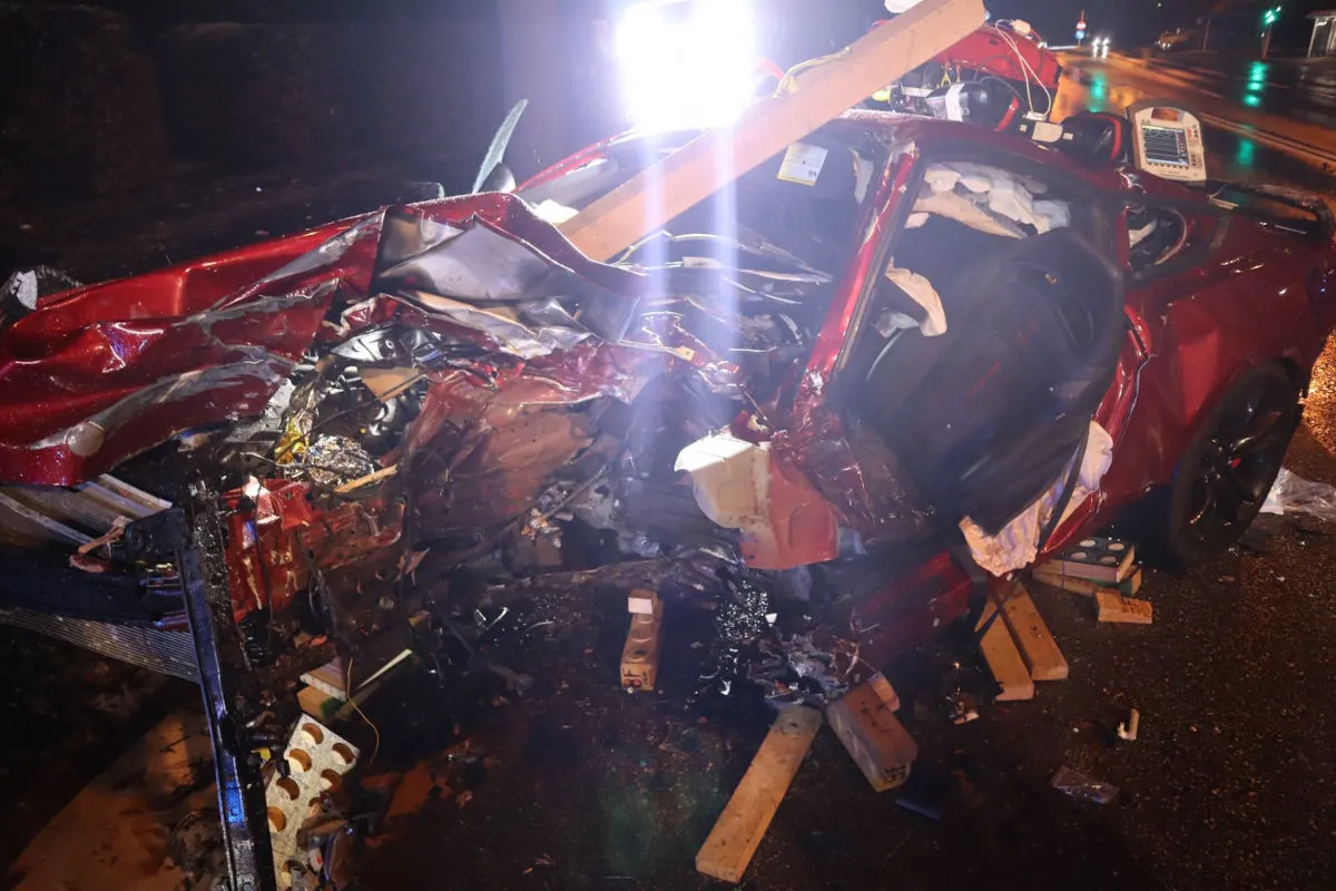 Linz – Lenker bei Unfall schwer verletzt