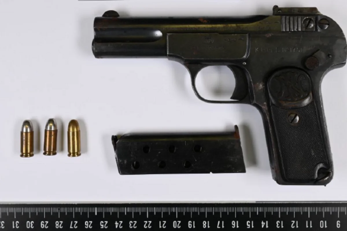 Amstetten – Schüsse auf Polizisten nach Raub