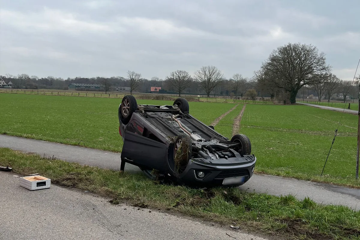 Rheurdt – Unfall von zwei Autos mit Überschlag