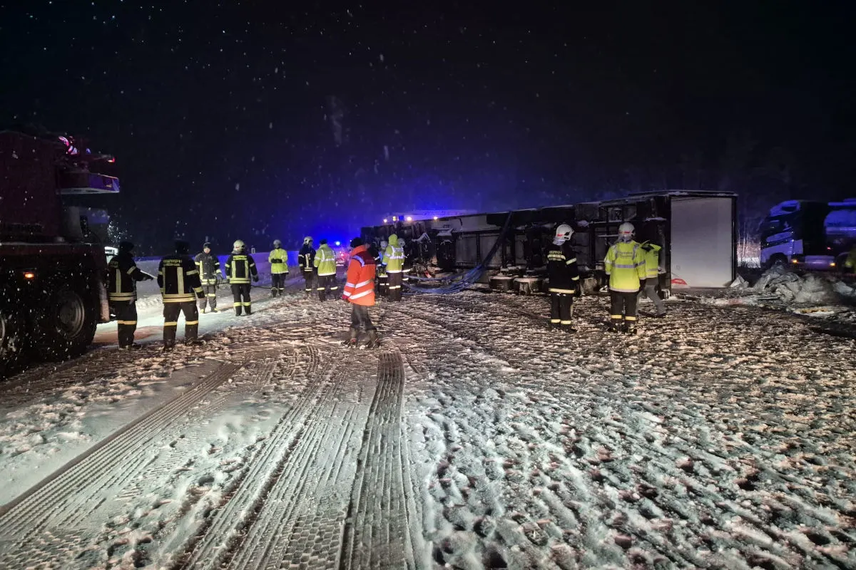  Winterliche Straßen sorgen für zahlreiche Einsätze auf der A1