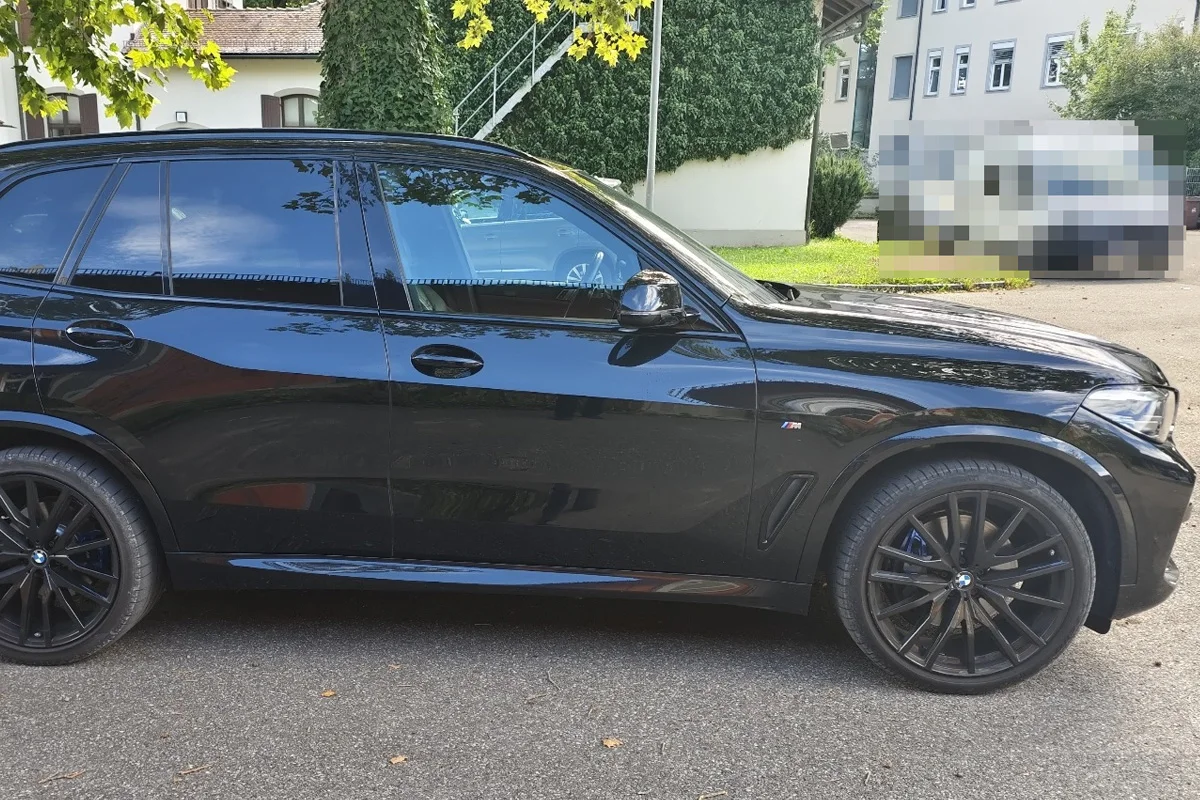 Lindau – 350.000 Euro Abgaben für Einfuhr von 184 Fahrzeugen
