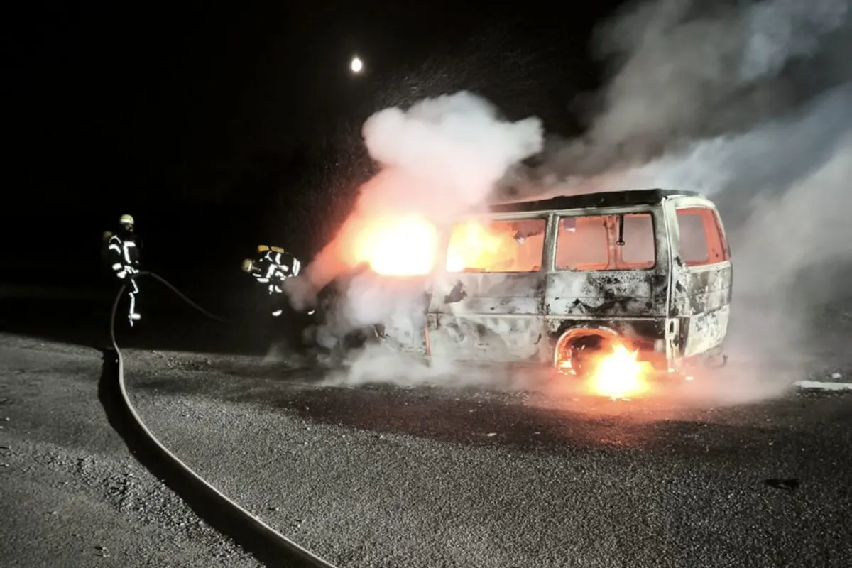 Celle – Fahrzeug in Brand geraten