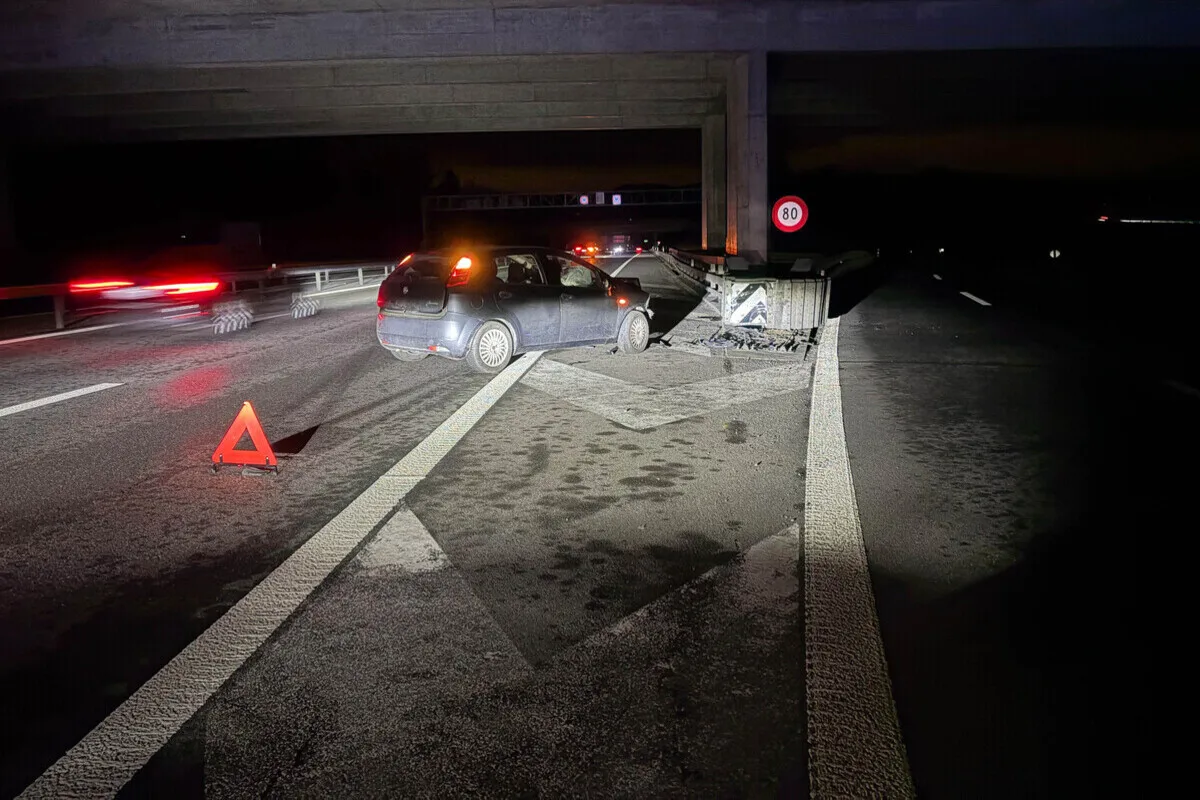 Cham ZG – Sekundenschlaf führt zu Unfall auf der A4