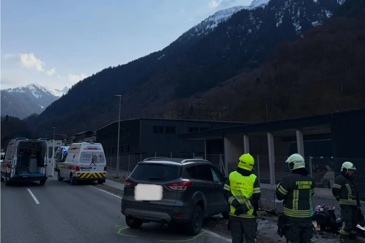 Tschagguns – Unfall auf Silvrettastraße mit sechs Verletzten