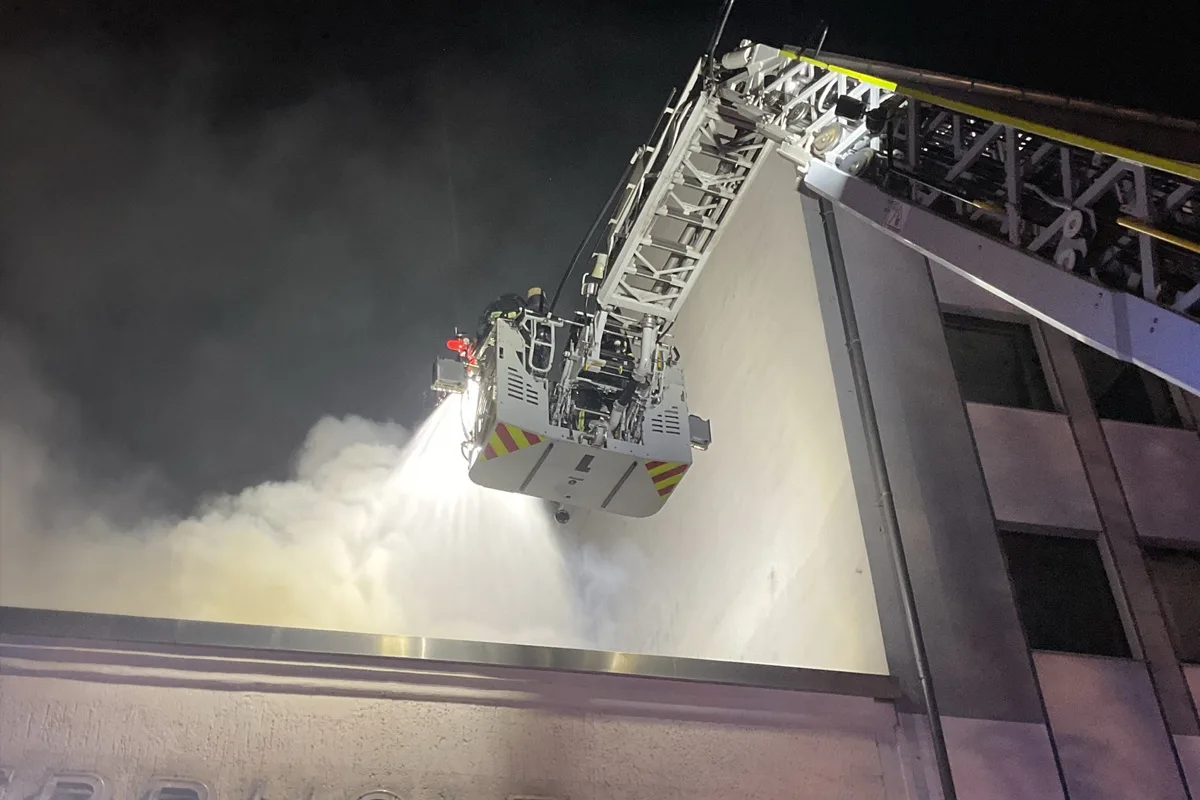 Dortmund – Nächtlicher Brand in Geschäftshaus