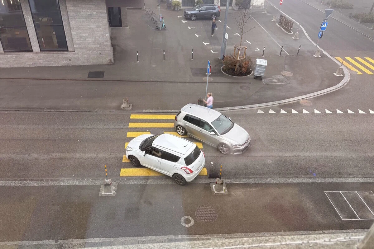 Rorschach SG – Fahrunfähig vor Polizeistation verunfallt
