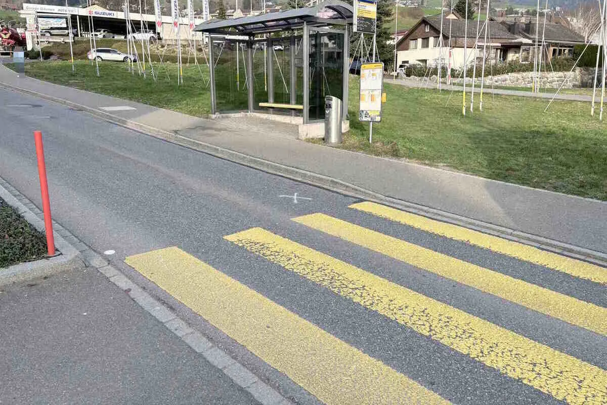 Gommiswald SG – 10-Jähriger bei Unfall auf Zebrastreifen verletzt
