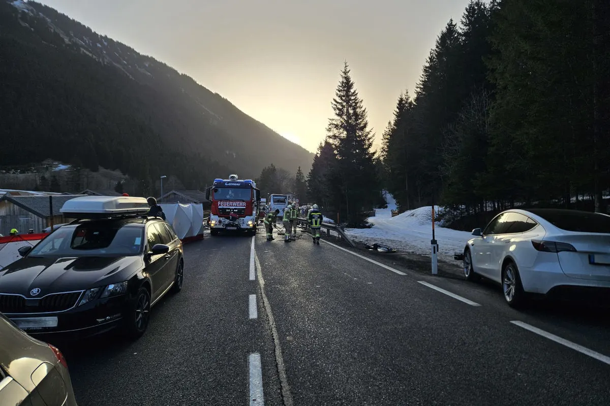 Lähn-Wengle – Schwerer Unfall mit Reisebus auf Fernpassstraße
