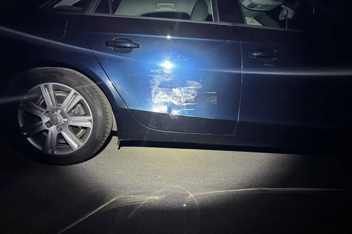 St.Gallen – Jugendliche (10–15) stehlen Auto und bauen Unfall