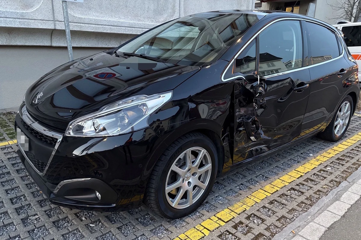Unfall in Rapperswil-Jona SG – Motorradfahrer fahrunfähig