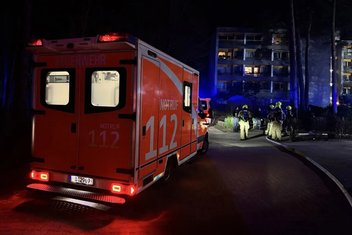 Berlin – Bewohner nach Wohnungsbrand in Lebensgefahr