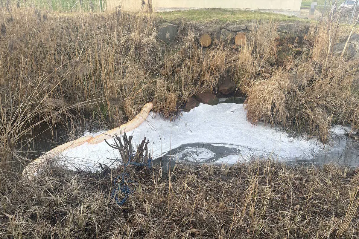 Altenrhein SG – Löschschaum gelangt in Gewässer