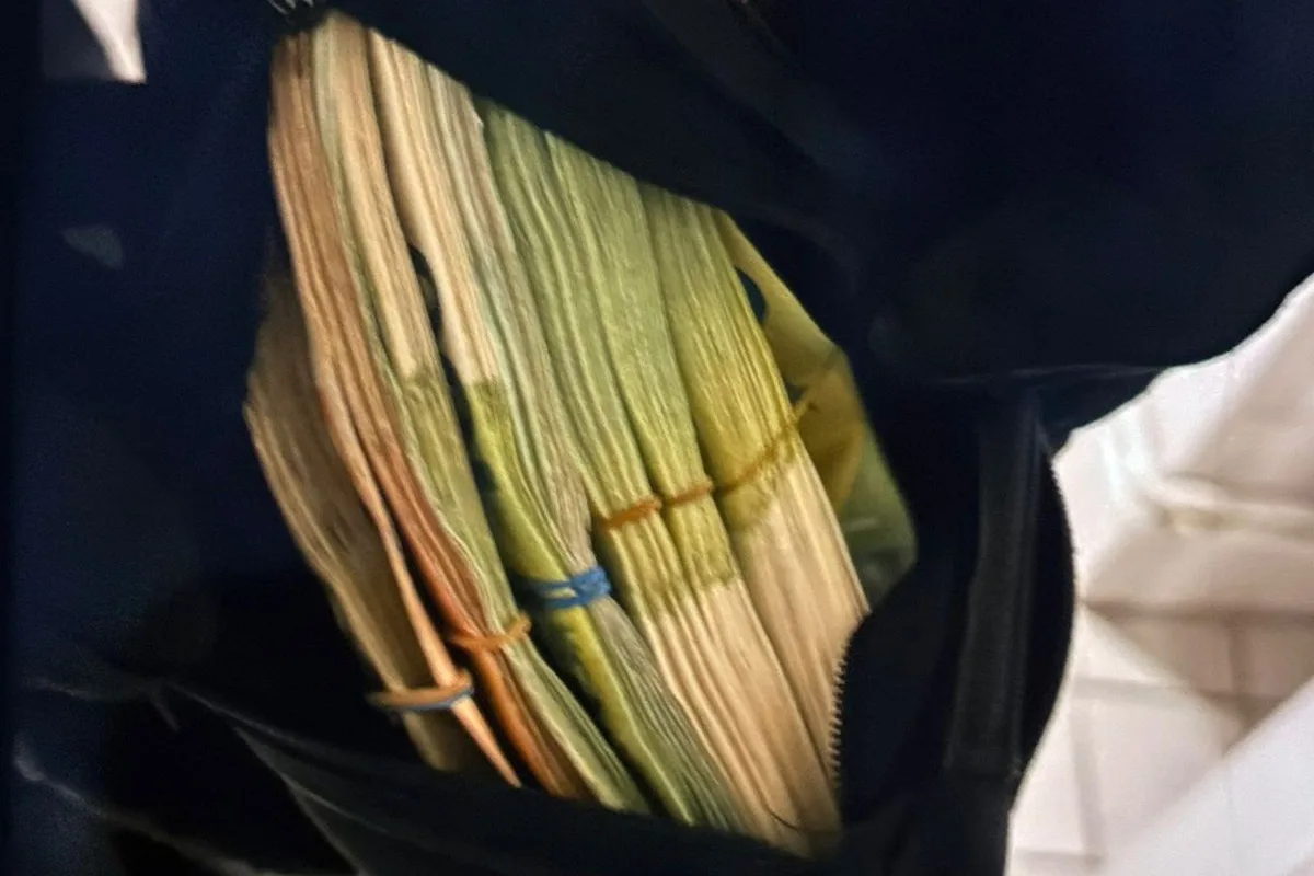Berlin – Dealer mit Medikamenten und Drogen festgenommen