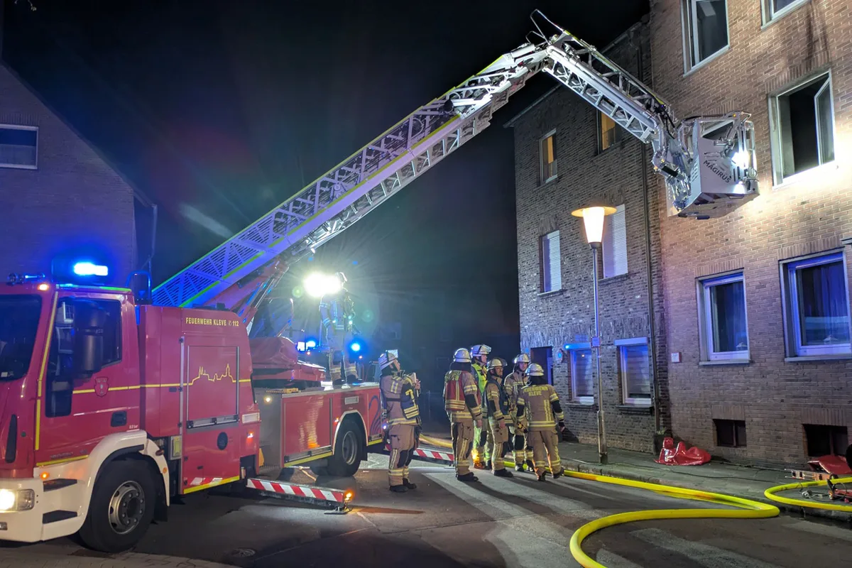 Kleve – Mehrere Personen und Tiere bei Wohnungsbrand gerettet