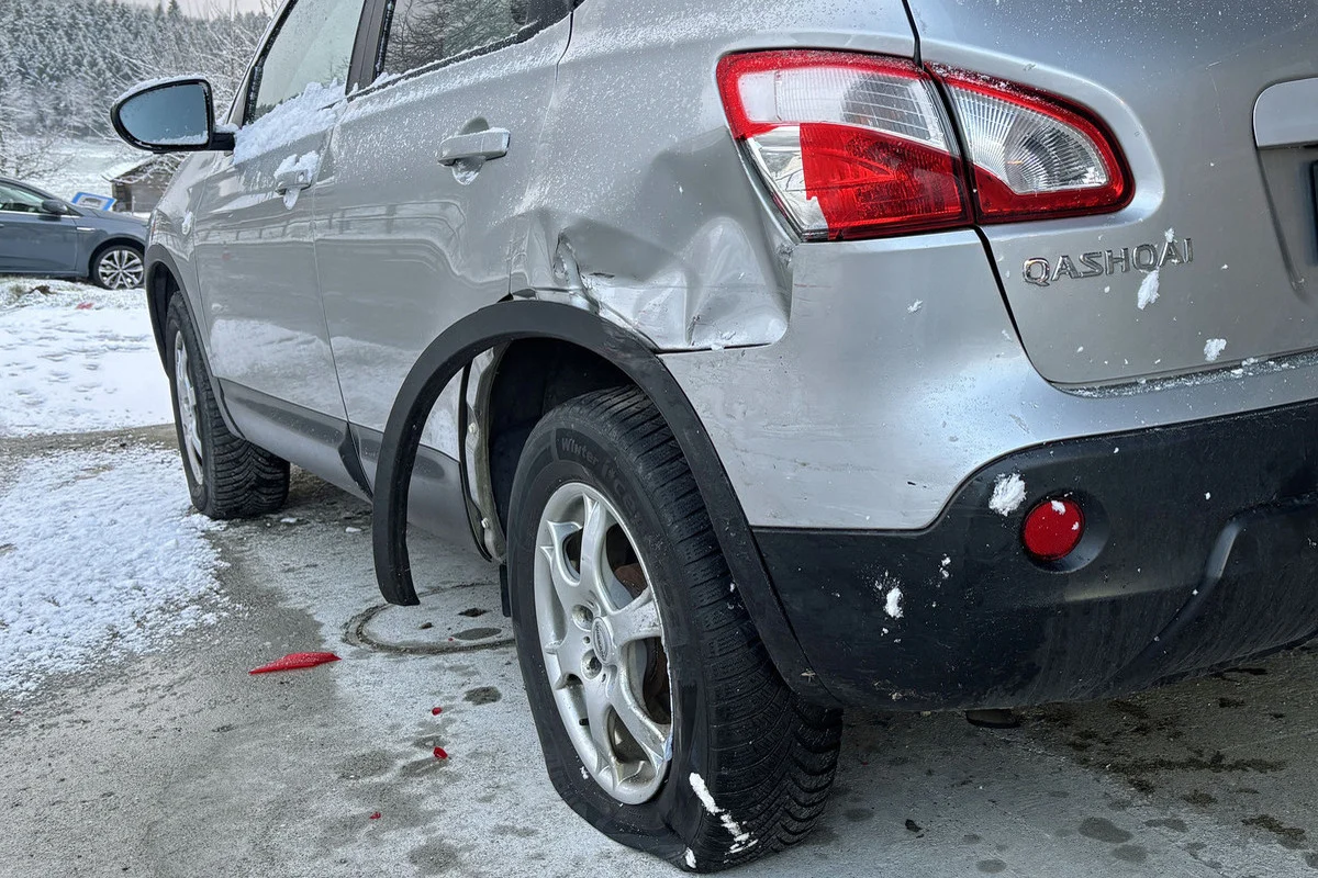 Schlierbach LU – Unfälle auf schneebedeckter Strasse