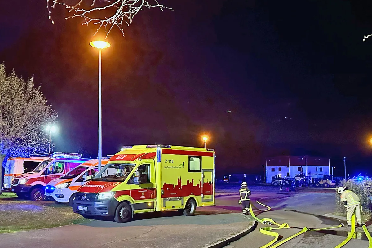 Delitzsch – 18 Verletzte nach Kellerbrand in Mehrfamilienhaus